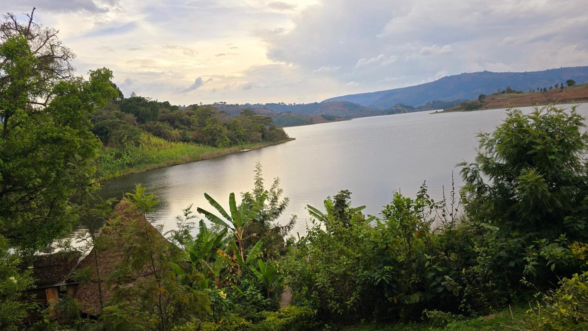 Paradise Eco-Hub Kabale Exterior foto
